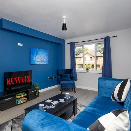 Stonecliffe 35 By Alt-stay Contractor - 3 Bed Contractor With Parking, Wi-fi & Full Kitchen - Ideal For Long Leeds