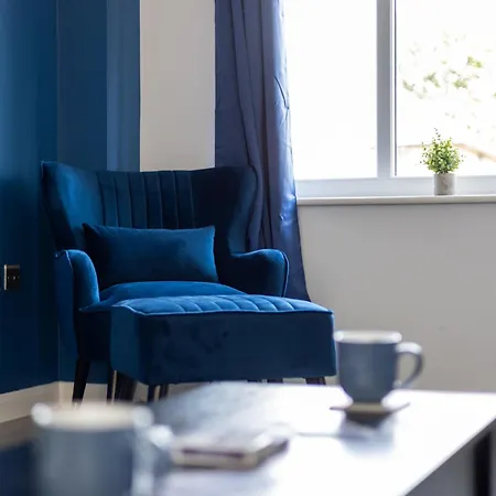 Stonecliffe 35 By Alt-stay - 3 Bed - Parking, Wifi & Full Kitchen - Contractors & Relocations - Weekly & Monthly Rates - Rates Direct, Search Alt-stay Vakantiehuis *