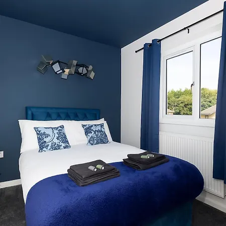 Hébergement de vacances Alt-stay Leeds, M621 Junction 1 - Free Parking & Fast Wi-fi - Pool Table - Master En-suite - Ideal For Contractors & Long Leeds (West Yorkshire)