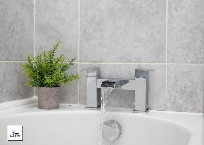 Holiday home Stonecliffe 35 By Alt-Stay Contractor Accommodation - 3 Bed Contractor Home With Parking, Wi-Fi & Full Kitchen - Ideal For Long Stays