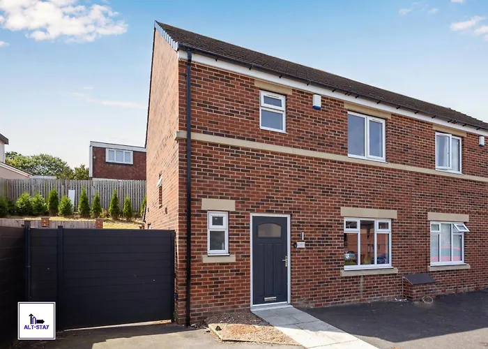 Stonecliffe 35 By Alt-Stay Contractor Accommodation - 3 Bed Contractor Home With Parking, Wi-Fi & Full Kitchen - Ideal For Long Stays *