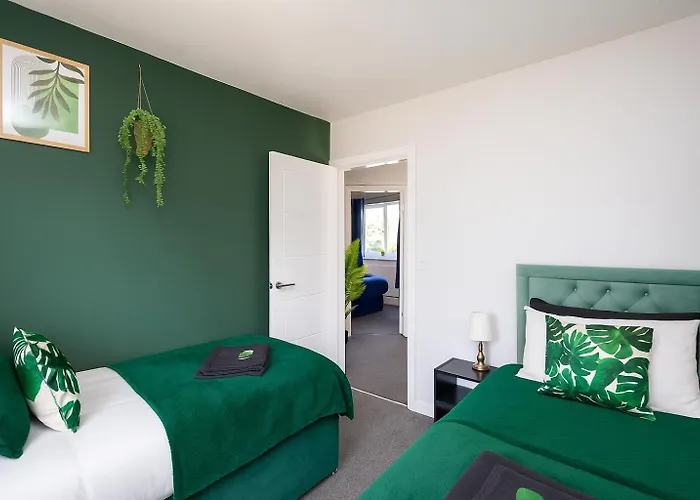 Stonecliffe 35 By Alt-Stay Contractor Accommodation - 3 Bed Contractor Home With Parking, Wi-Fi & Full Kitchen - Ideal For Long Stays Holiday home *